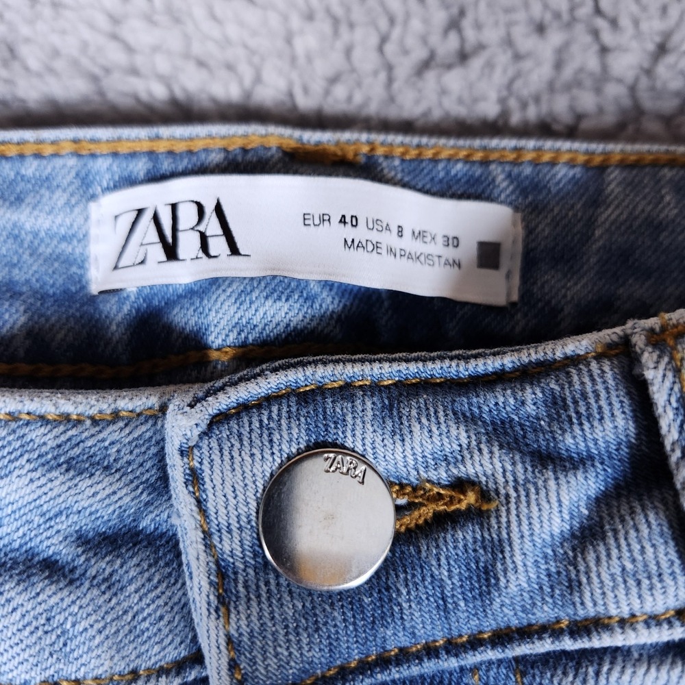 Zara Flared Bell Bottom Jeans Womens 8 Light Wash Blue Boho Denim Long 31" Insm - Picture 3 of 11